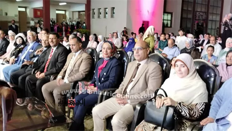 قيادات جامعةدمياط والتعليم في إحتفالية الخريجين بالمدرسةاليابانية