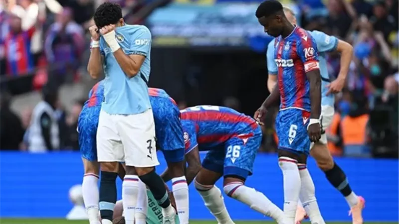 نهائي كأس الاتحاد.. مان سيتي يتأخر بهدف أمام كريستال فى الشوط الأول
