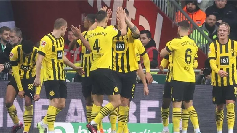 شاهد ملخص وأهداف مباراة دورتموند وهولشتاين كيل بالدوري الألماني