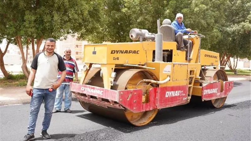 شاهد بالصور تطوير أهم المحاور والطرق الرئيسية فى مدينة سوهاج الجديدة