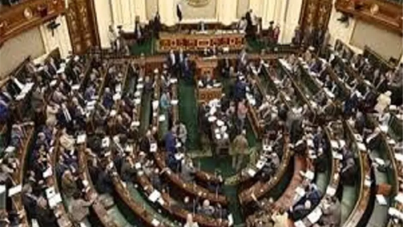 لجنةالقوى العاملة توافق نهائياً على مشروع قانون بتحديد نسبة العلاوة الدورية