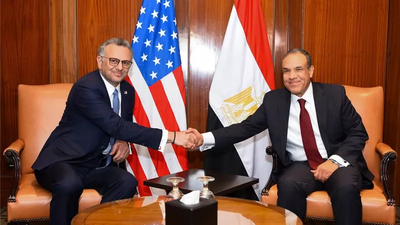 كبير مستشاري ترامب للشئون العربية يؤكد حرص بلاده على استمرار الجهود مع مصر لاستعادة الهدوء الإقليمي