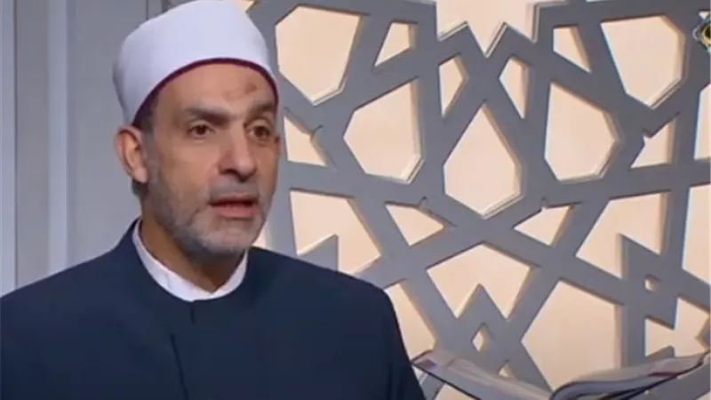 أمين الفتوى: السهو في الصلاة ليس حرامًا لكن له علاج