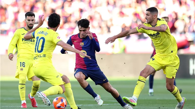 برشلونة يسقط أمام فياريال في ليلة الاحتفال بالدوري الإسباني