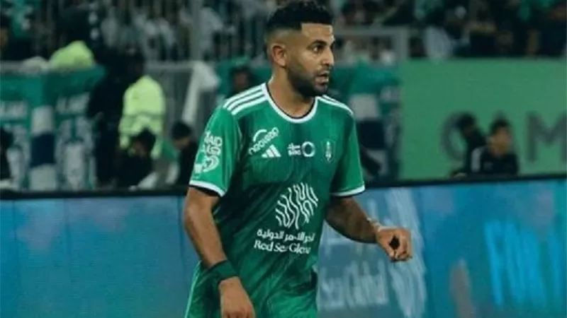 رياض محرز يسجل الثاني للأهلي أمام الخلود من ركلة حرة .. شاهد