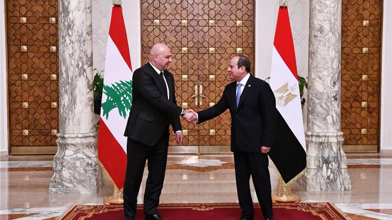 المتحدث الرئاسي ينشر صور استقبال الرئيس السيسي لنظيره اللبناني