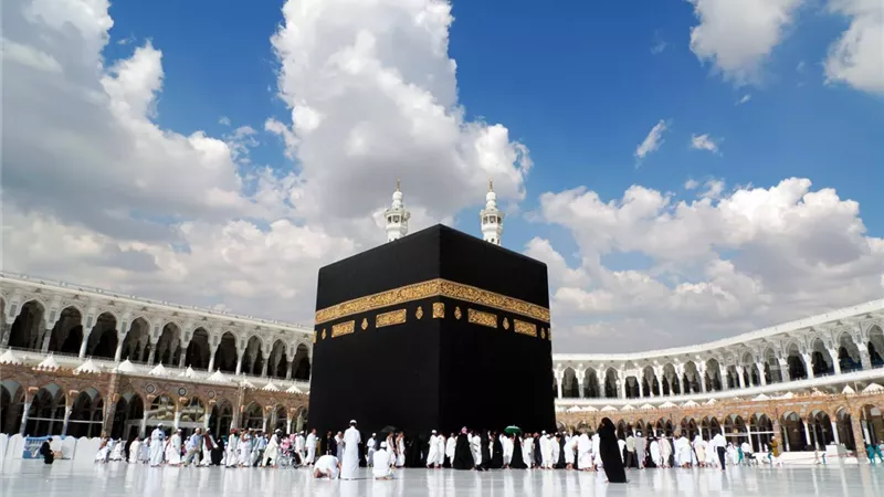 فضل حج بيت الله الحرام يوضحه الأزهر للفتوي