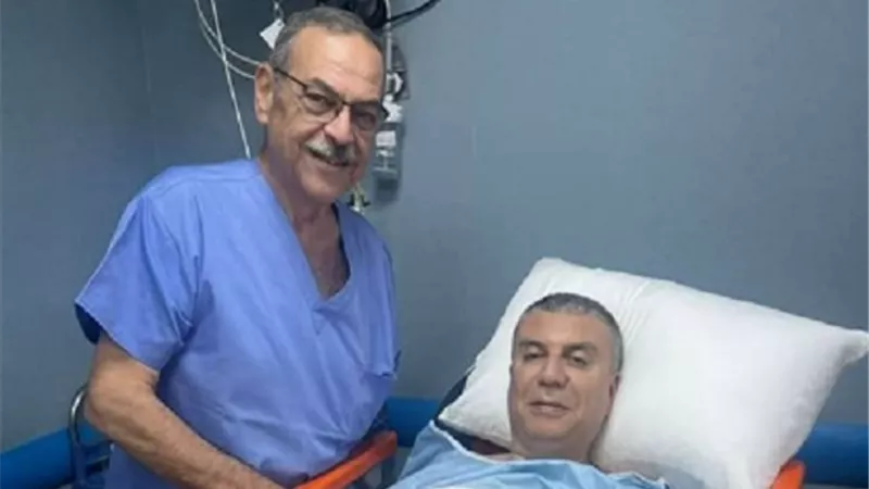 بعد خضوعه لعملية جراحية.. عمرو الليثي يطمئن جمهوره