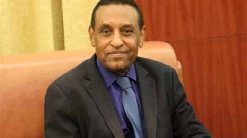 تعيين كامل إدريس خطوة مفاجئة في توقيت حرج للسودان