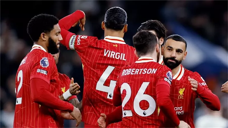 شاهد .. برايتون يصنع ممرا شرفيا لنجوم ليفربول
