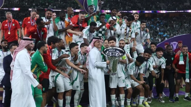 هل يواجه الأهلي السعودي الشارقة في كأس السوبر.. الاتحاد الآسيوي يرد