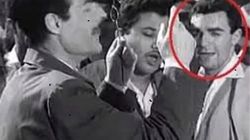 قصة سمير صبرى من الإسكندارية لـ القاهرة..وظهوره الأول مع العندليب