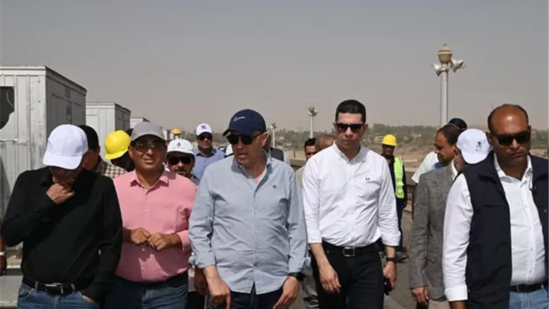 وزير الري يتفقد أعمال الصيانة الدورية لرفع كفاءة خزان أسوان