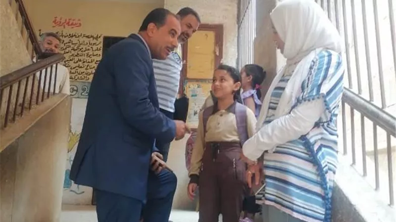 العمراوى يتابع امتحانات 
