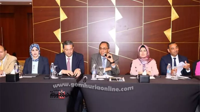 بحضور محافظي دمياط وقنا مناقشةإستراتيجية التنميةالإقتصاديةالمحلية