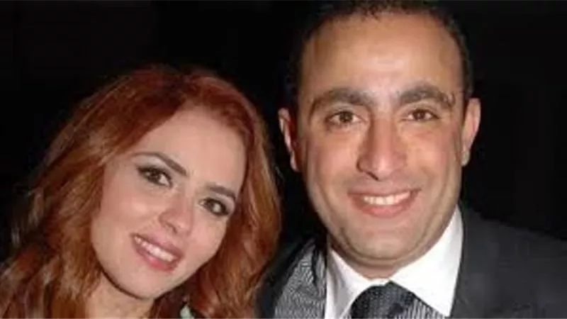 نهاية قصة حب طويلة .. السقا يعلن الانفصال عن مها الصغير