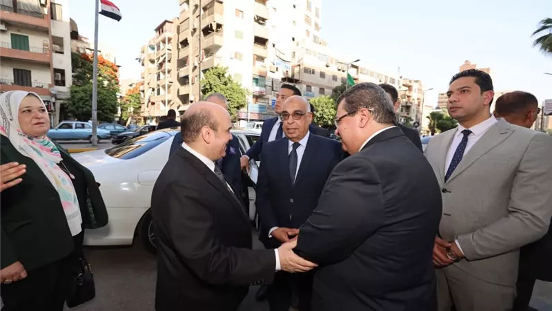 وزير العدل يتفقد أعمال تطوير محكمة جنوب الجيزة الابتدائية