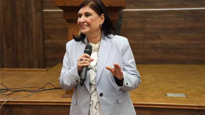د.نسرين البغدادي تشدد على أهمية ممارسة المرأة لحقها في المشاركة الانتخابية