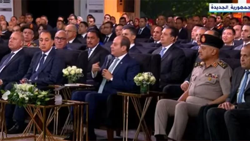 السيسي: 6 آلاف بئر للري تتطلب 