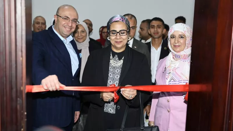 المستشارة أمل عمار تفتتح وحدة مناهضة العنف ضد المرأة بجامعة بني سويف