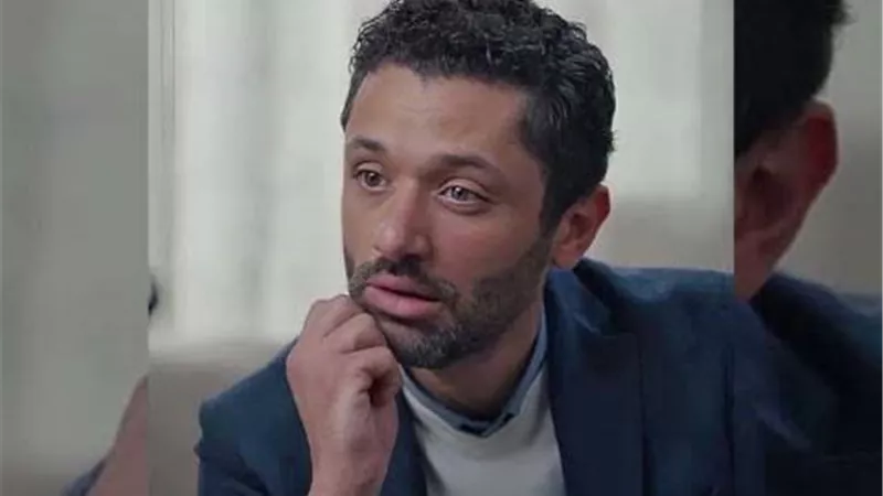 كواليس موقف صعب جمع كريم محمود عبد العزيز بوحيد حامد تسبب فى اكتئابه