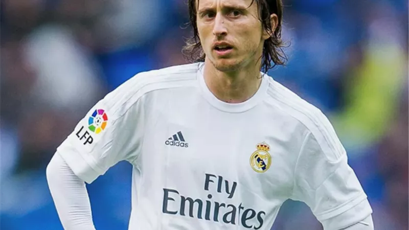 رسميا.. رحيل مودريتش عن ريال مدريد