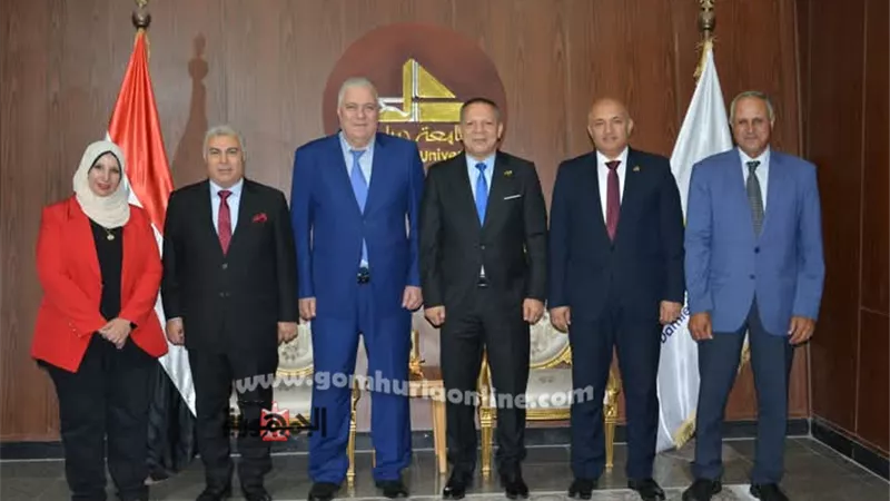 رئيس جامعة دمياط يستقبل نائب رئيس هيئة قضايا الدولة