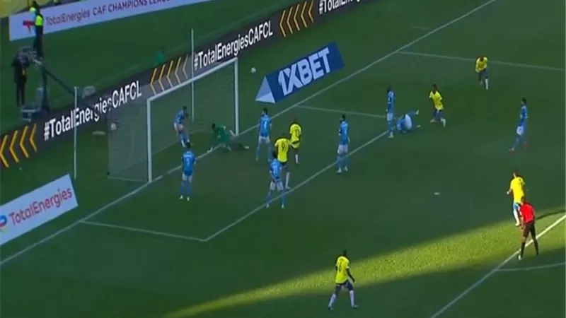لوكاس ريبيرو يتقدم لصن داونز على بيراميدز بالهدف الأول