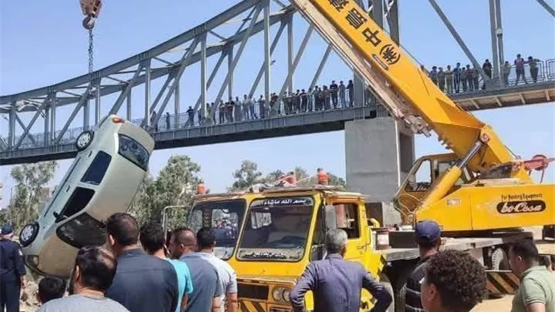 مصرع زوجين مسنين في انقلاب سيارة بالرياح التوفيقي بالدقهلية