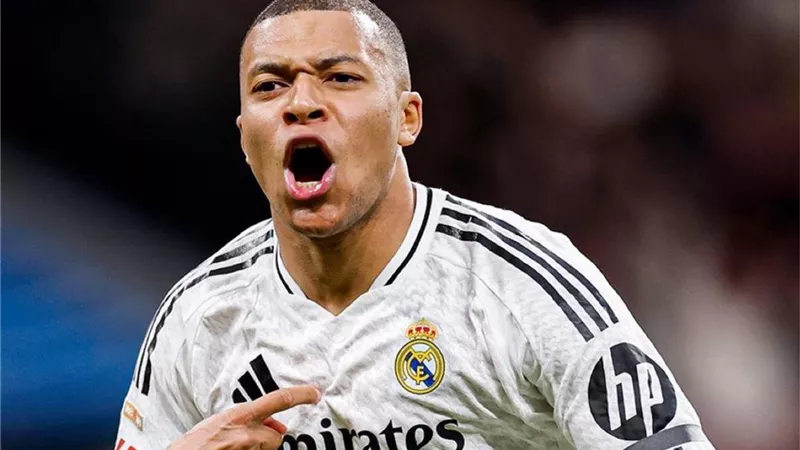 مبابي يسجل هدف ريال مدريد الثاني أمام ريال سوسيداد