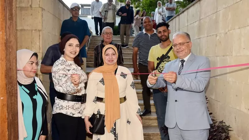معرضBloom للفنانة التشكيلية بريهان أنسى حلمها يحلق فى الاَفق