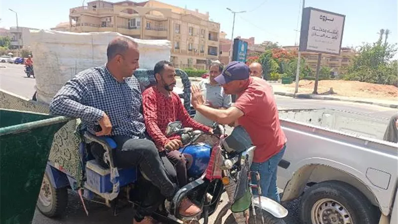 حملة شرسة من جهاز الشروق لمكافحة ظاهرة النباشين وتصرفاتهم.. صور