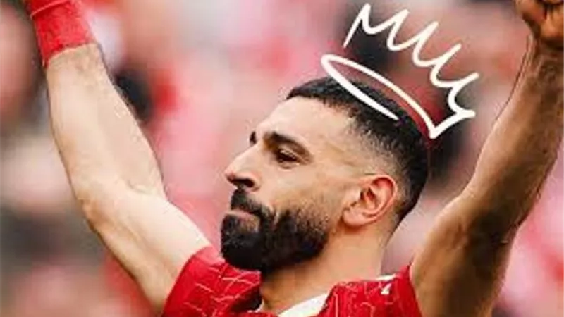 الملك يغرد وحيدا .. شاهد كيف احتفى ليفربول بمحمد صلاح