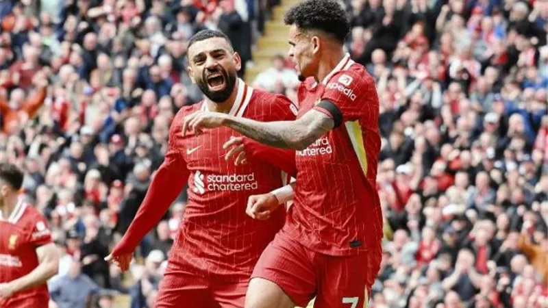 صلاح يقود تشكيل ليفربول لمواجهة كريستال بالاس