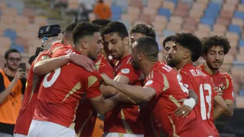 الأهلي يؤجل حسم مصير الراحلين