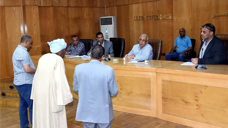 31 طلب وشكوى للمواطنين باليوم المفتوح بالأقصر
