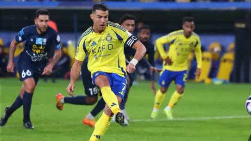 الدوري السعودي.. موعد مباراة النصر ضد الفتح والقناة الناقلة