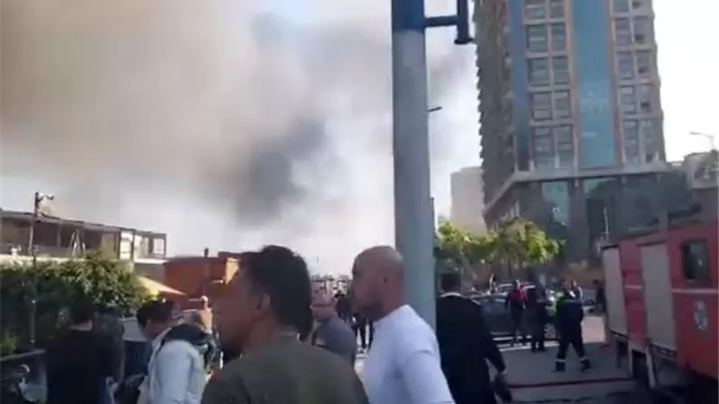 اندلاع حريق في برج الفور سيزون بالجيزة