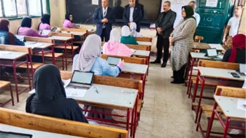 مدير تعليم القليوبية يتفقد أعمال الامتحانات بعدد من مدارس بنها