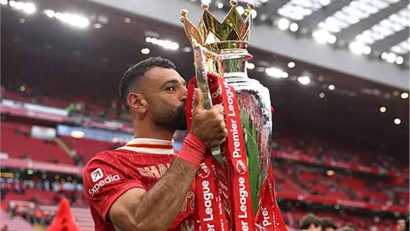 محمد صلاح يقود التشكيل الأفضل في الدوري الإنجليزي