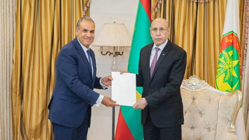 وزير الخارجية يسلم رسالة خطية من الرئيس السيسي لنظيره الموريتاني