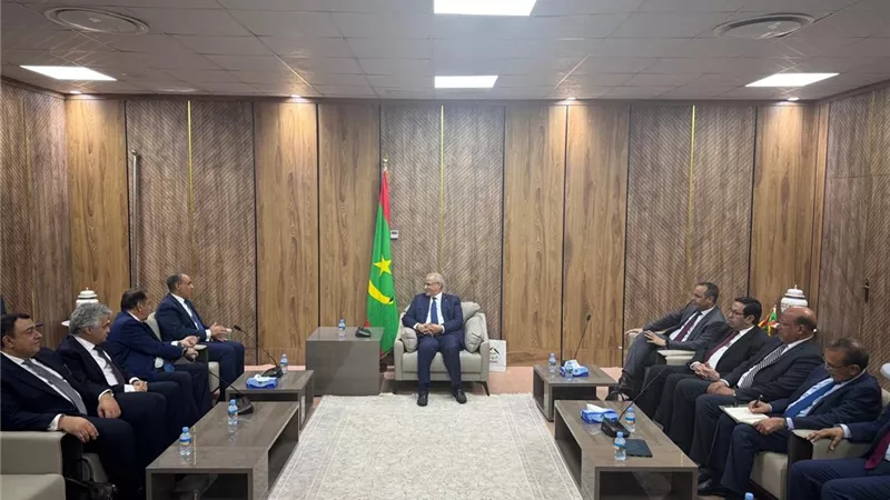 وزير الخارجية والهجرة يلتقي في نواكشوط برئيس البرلمان الموريتاني