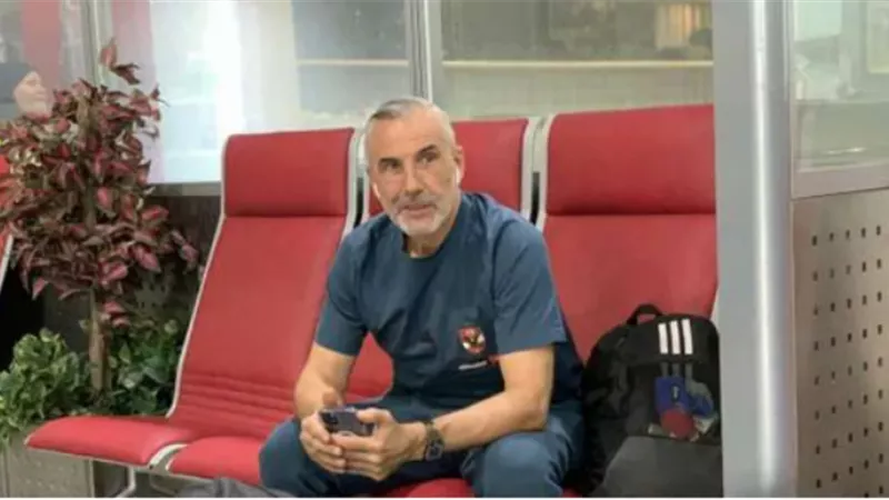 أحمد ناجي يمنع استمرار ميشيل يانكون داخل الأهلي