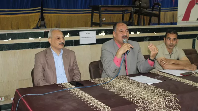 مدير تعليم المنيا يجتمع برؤساء لجان الشهادة الإعدادية