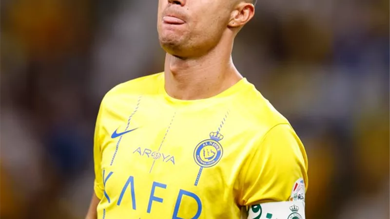 الأهلي ينافس 9 أندية على ضم رونالدو قبل كأس العالم للأندية
