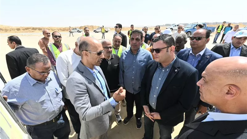 الإسكان: دفع العمل بمشروعات البنية التحتية في القاهرة الجديدة