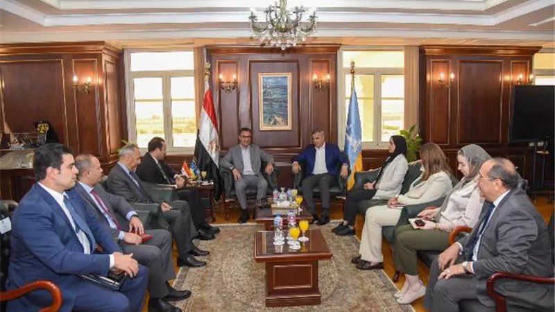 محافظ الإسكندرية يستقبل وزير التموين وقيادات جهاز 