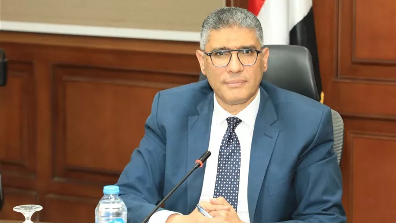 محافظ الجيزة: استلام ١٧٦ ألف طن من القمح المحلي منذ انطلاق موسم الحصاد