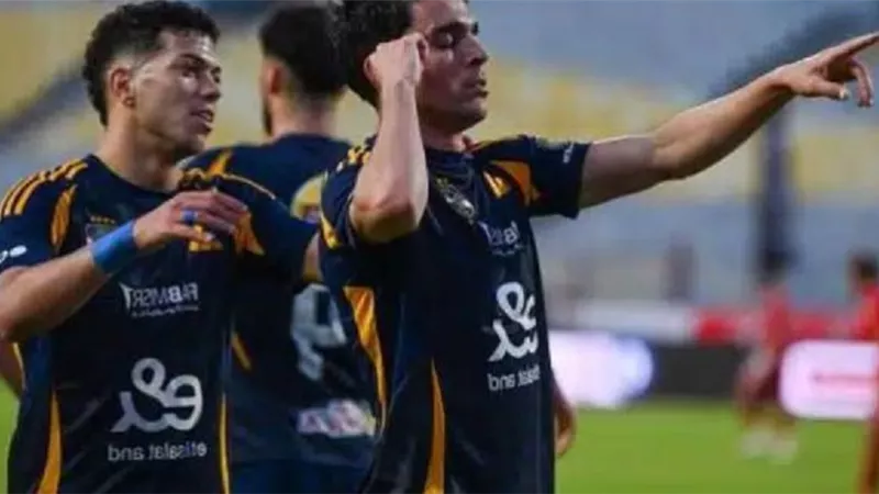 وسام وبن شرقي يقودان هجوم الأهلي أمام فاركو الليلة بالدوري