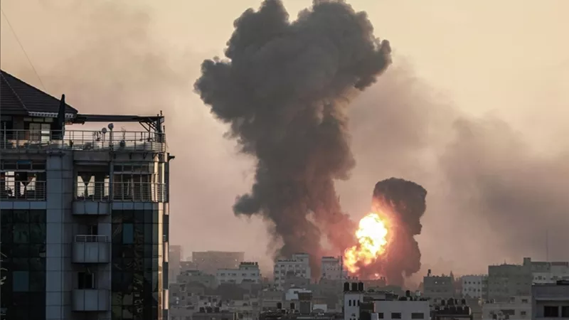 استشهاد 5 فلسطينيين في قصف إسرائيلي على خان يونس ومدينة غزة
